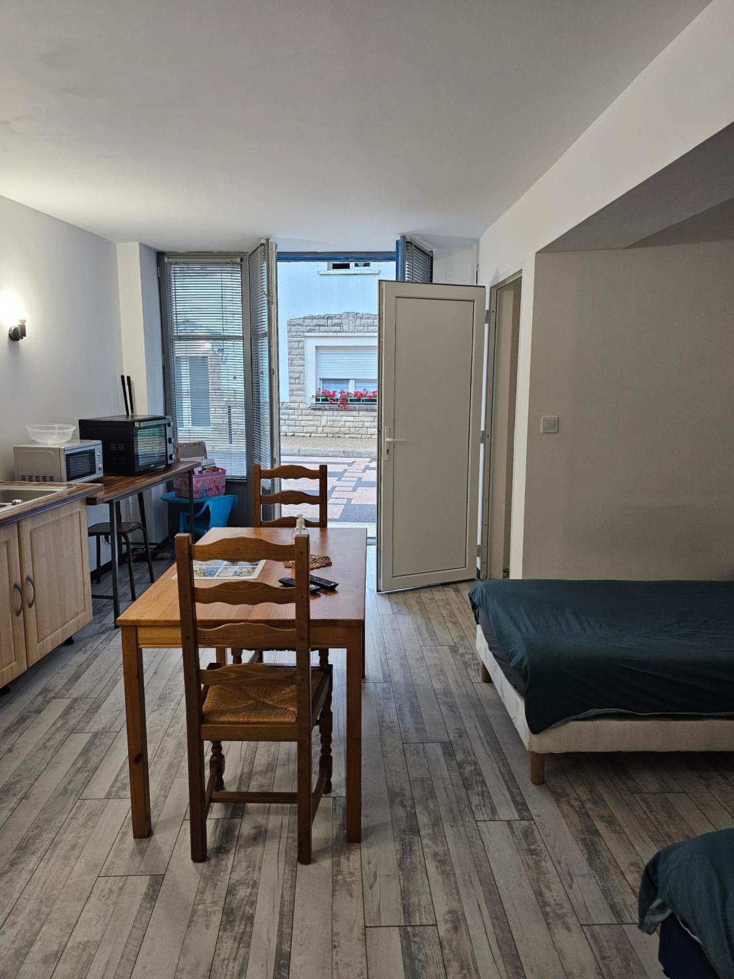 Studio Fains-Les-Sources ภายนอก รูปภาพ